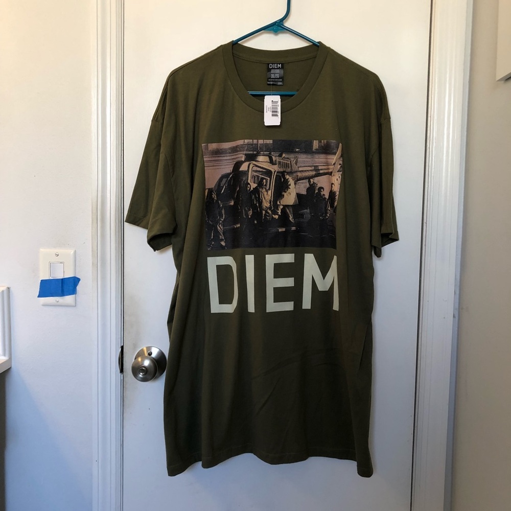 Men’s 2xl Diem Olive Green T-shirt NWT.